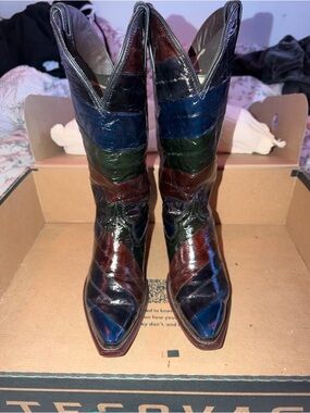 Tecovas The Annie Multi Eel 9.5B